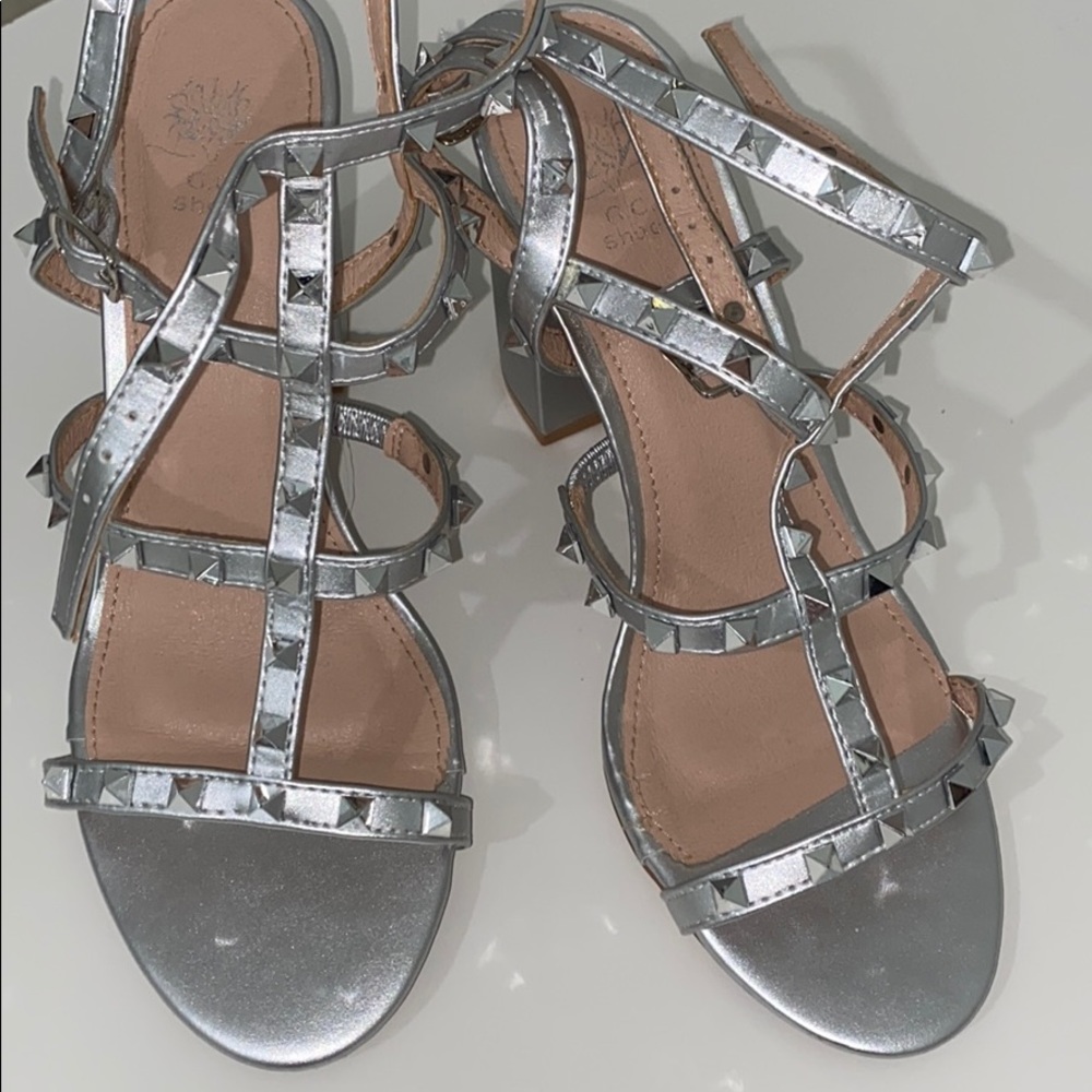 silver woman heels